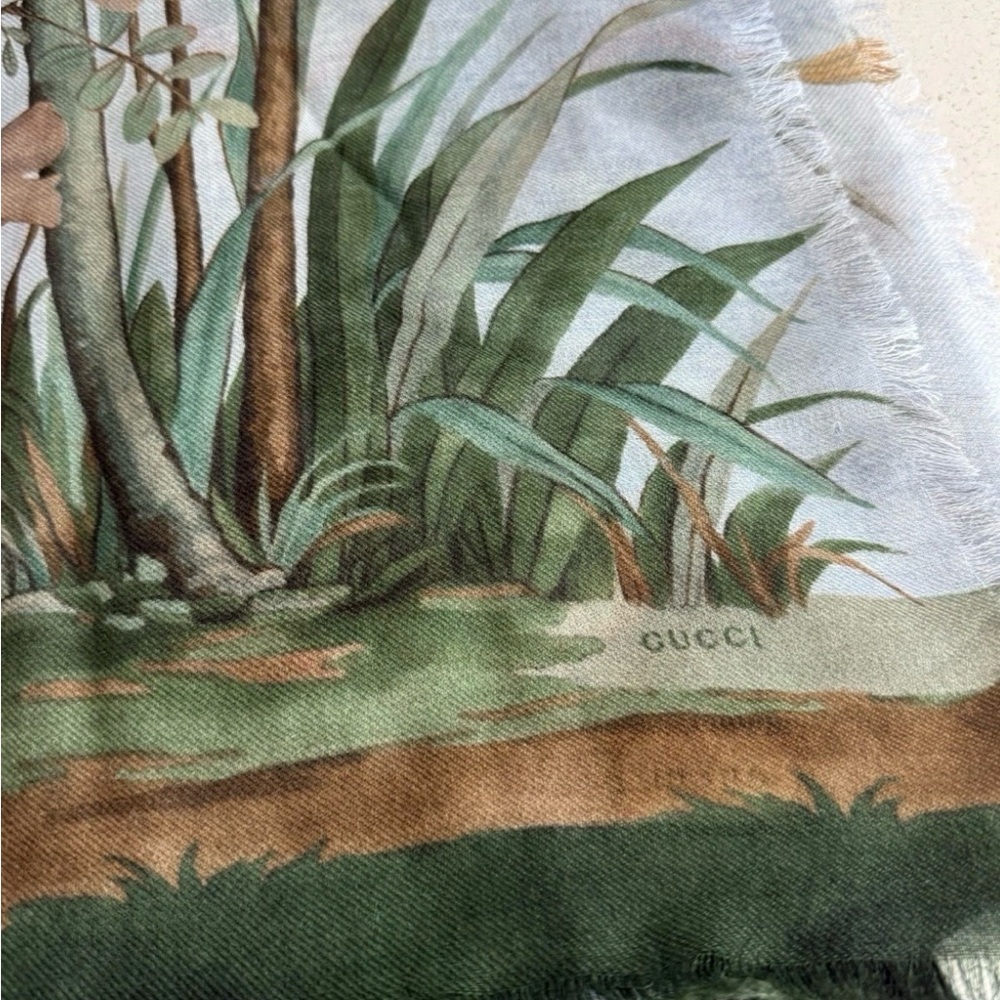 Gucci Tree of Life Scarf - Picture 4 of 4